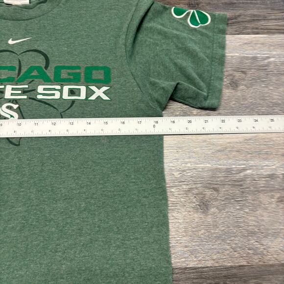 Nike Team Issue MLB Chicago White Sox Heather Green Mens S Center Swoosh T-Shirt - Picture 6 of 8